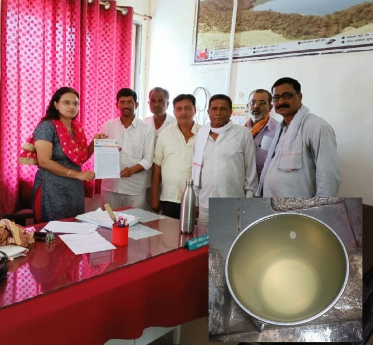 अबब ! पाणीपुरवठा करीता करोडो रुपये खर्च तरीपण होतोय पर्यटन नगरीत नळाद्वारे बाराही महिने हिरवट पिवळसर रंगाचा दुर्गंधीयुक्त पाणीपुरवठा! शहरवासीयांच्या आरोग्याला मोठा धोका? जनता त्रस्त