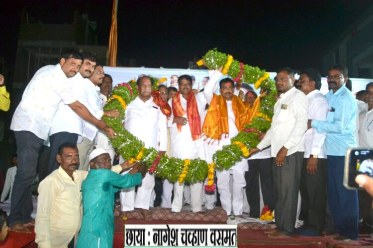 कुरुंदा येथे एक कोटी रुपयांच्या विविध विकास कामांचा शुभारंभ