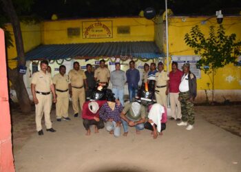 बदनापूर शहरासह तालुक्यात चोरी व दरोड्याच्या घटनात वाढ़, पोलीस निरीक्षक सुदाम भागवत यांनी स्थापन केलेल्या विशेष पथकाने लावला छडा, चार आरोपी अटकेत तीन दिवसांचा पी सी आर