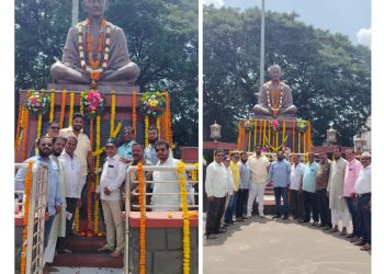 महात्मा गांधी यांच्या जयंतीनिमित्त फलटणमधील सामाजिक कार्यकर्त्यांच्या वतीने अभिवादन