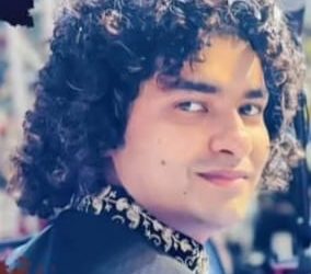 15 जानेवारी रोजी प्रसिद्ध कव्वाल रईस अनीस साबरी यांचा भव्य कव्वाली चा कार्यक्रम