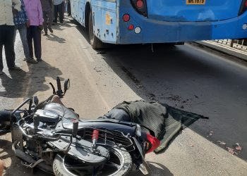 बदनापूर येथे बस मोटारसायकल अपघात,एक जण जागीच ठार